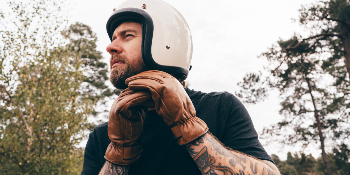 Retro Motorcycle Gloves: Vintage Style Meets Modern Protection