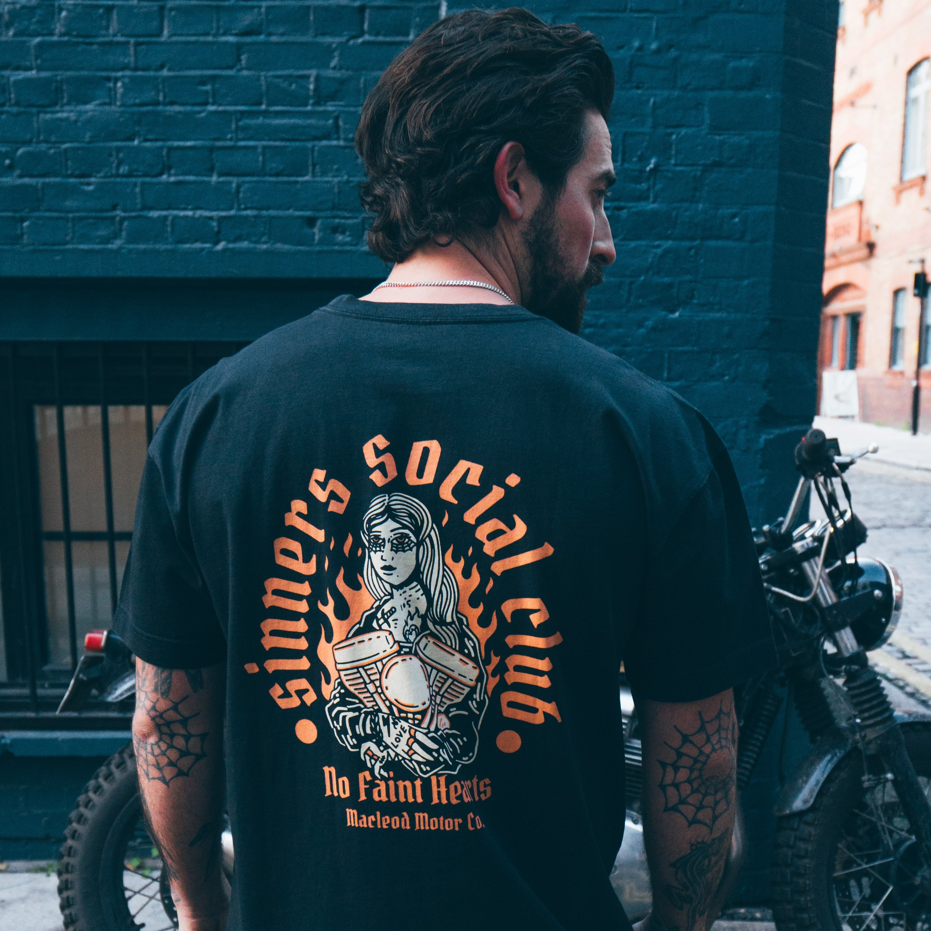 Sinners Social Club - Relaxed Fit T-Shirt